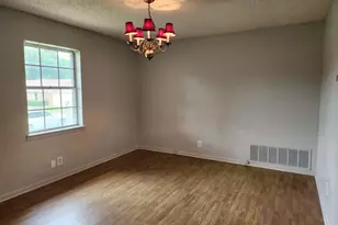 1308 Fairhaven St, Longview, TX 75605 - Photo 9