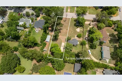 2121 S Sneed, Tyler, TX 75701 - Photo 11
