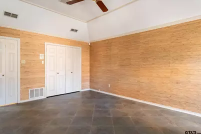 815 Woodland Hills Drive, Tyler, TX 75701 - Photo 25