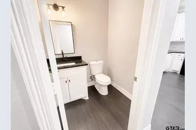 429/501 W Vance, Tyler, TX 75702 - Photo 23
