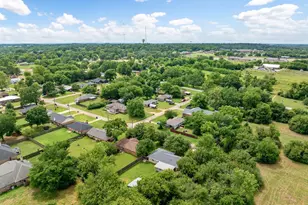 406 Water St, Bullard, TX 75757 - Photo 33