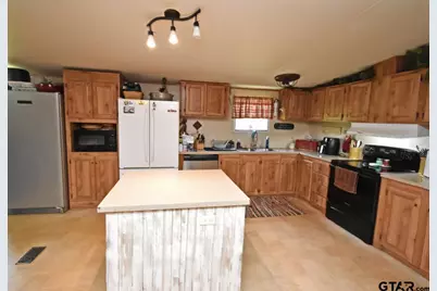 374 W Fm 1567 W, Yantis, TX 75497 - Photo 11