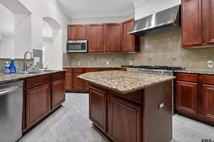 3363 Cascades Blvd, Tyler, TX 75709 - Photo 7