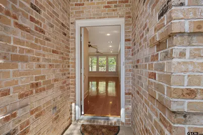 5817 Cross Creek Cir, Tyler, TX 75703 - Photo 3