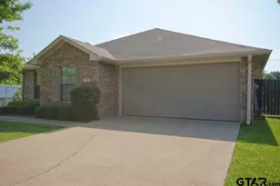 703 Memory Ln, Whitehouse, TX 75791 - Photo 1
