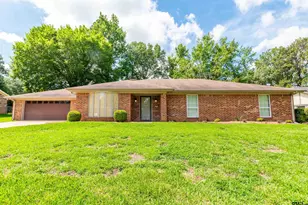 604 Hampshire St, Longview, TX 75605 - Photo 1