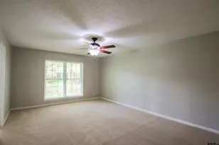 604 Hampshire St, Longview, TX 75605 - Photo 25