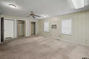 1085 Pyeatt Rd, Gladewater, TX 75647 - Photo 17