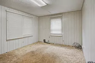 1085 Pyeatt Rd, Gladewater, TX 75647 - Photo 27