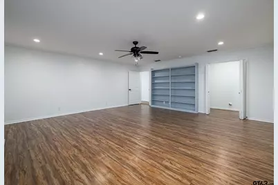 423 Hardee Dr, Chandler, TX 75758 - Photo 17