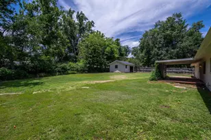 423 Hardee Dr, Chandler, TX 75758 - Photo 23