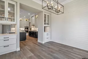 7580 Northlake Dr, Tyler, TX 75703 - Photo 17