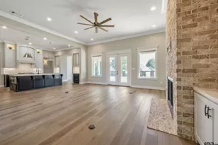 7580 Northlake Dr, Tyler, TX 75703 - Photo 9