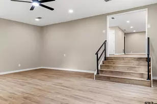 205 Hollywood St, Arp, TX 75750 - Photo 17