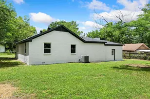 205 Hollywood St, Arp, TX 75750 - Photo 33