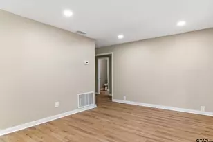 205 Hollywood St, Arp, TX 75750 - Photo 7
