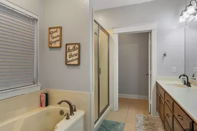 15682 Regian Drive, Lindale, TX 75771 - Photo 19