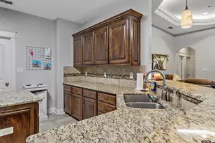 15682 Regian Dr, Lindale, TX 75771 - Photo 13