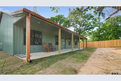 22522 Pine Street, Flint, TX 75762 - Photo 1