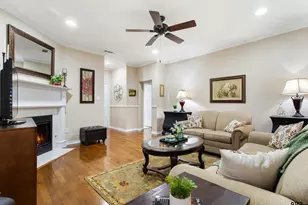 5401 Hollytree, Tyler, TX 75703 - Photo 3