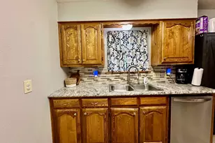 403 Shelly Dr, Whitehouse, TX 75791 - Photo 9