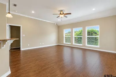 5117 Chadborne, Tyler, TX 75703 - Photo 5