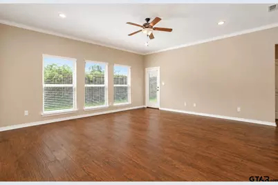 5117 Chadborne, Tyler, TX 75703 - Photo 7