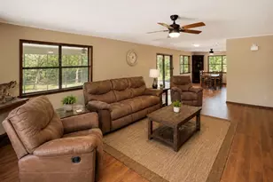 729 Co Rd 4040, Crockett, TX 75835 - Photo 7