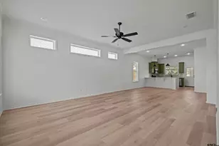 7902 Greenhill Drive, Tyler, TX 75703 - Photo 5