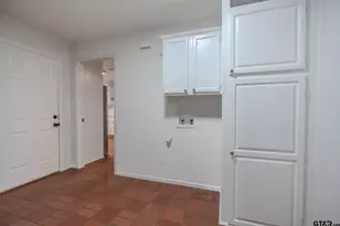 501 W Rieck Rd, Tyler, TX 75703 - Photo 13
