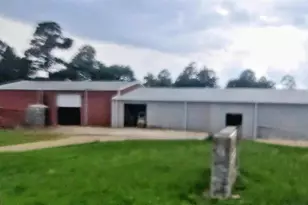 221 Locker Plant Rd, Gladewater, TX 75647 - Photo 1