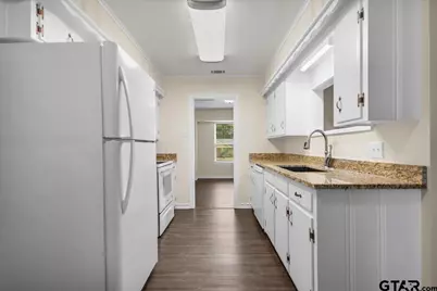 2033 Neeley St., Tyler, TX 75701 - Photo 11