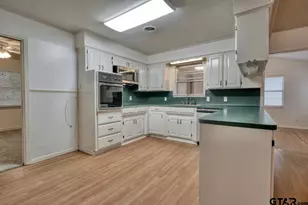 2529 Shenandoah Dr, Tyler, TX 75701 - Photo 13
