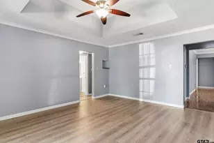 709 Corrigan, Kilgore, TX 75662 - Photo 5