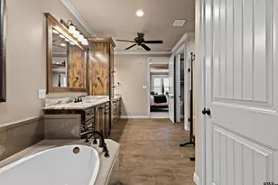 102 Nathan, Chandler, TX 75758 - Photo 21
