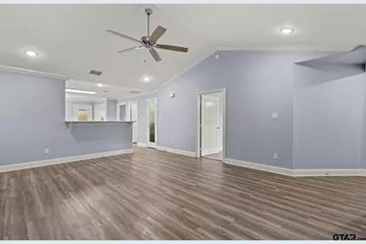 1619 Big Bend, Longview, TX 75605 - Photo 9