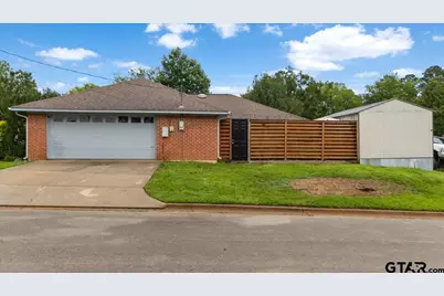 407 Briar Court, Overton, TX 75684 - Photo 35