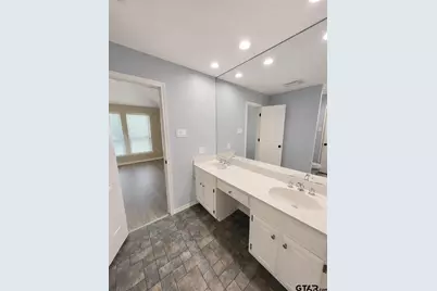 2806 Laurel Oak Dr, Garland, TX 75044 - Photo 15