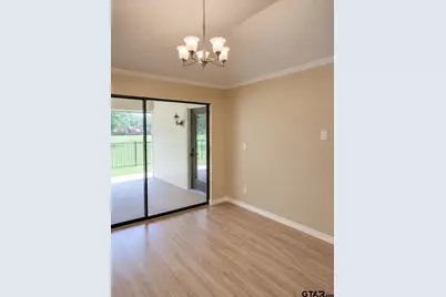 2806 Laurel Oak Dr, Garland, TX 75044 - Photo 5