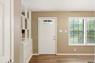 1919 Bradshaw, Tyler, TX 75702 - Photo 5