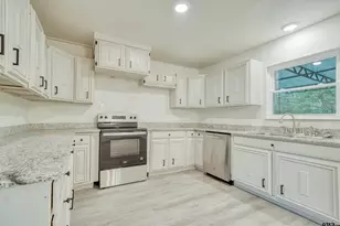 611 Hickory, Hughes Springs, TX 75656 - Photo 15