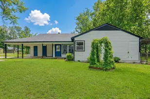 611 Hickory, Hughes Springs, TX 75656 - Photo 5