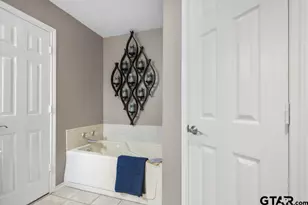 5707 Persimmon Dr, Tyler, TX 75707 - Photo 17
