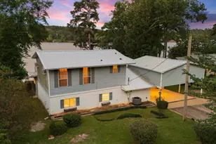 2118 W Lake Dr, Gladewater, TX 75647 - Photo 3
