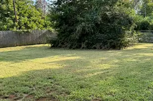 823 S Magnolia St, Palestine, TX 75801 - Photo 27