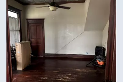 823 S Magnolia St, Palestine, TX 75801 - Photo 19