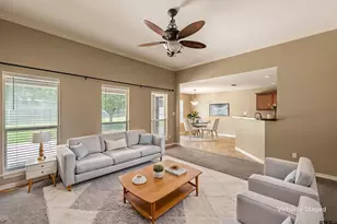 20700 Bluegrass Cir, Flint, TX 75762 - Photo 5