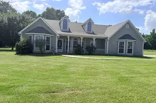 201 County Rd 3821, Troup, TX 75789 - Photo 3
