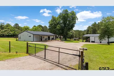 704 W Ross, Troup, TX 75789 - Photo 1