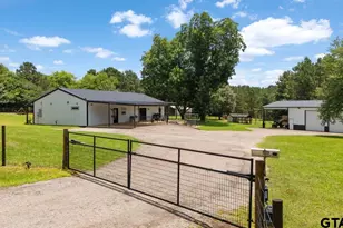704 W Ross, Troup, TX 75789 - Photo 1